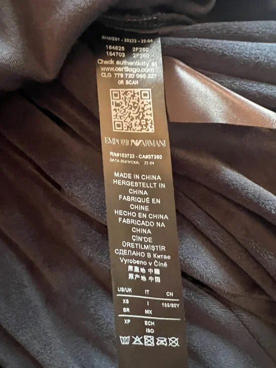 🔥Emporio Armani Women's obsidian chenille lounge Set in Navy- this is heaven 💵 - Picture 4 of 7